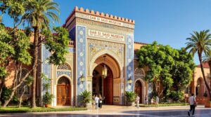 découvrez le musée dar si said à marrakech, un véritable trésor culturel qui vous plongera dans l'art et l'histoire marocains. explorez ses expositions uniques, admirez l'architecture traditionnelle et vivez une expérience inoubliable au cœur de la culture marocaine.