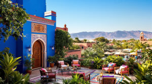 découvrez un séjour inoubliable au ryads barrière le naoura à marrakech : profitez du luxe, d'un service exceptionnel et d'un confort haut de gamme à des prix abordables. réservez votre escapade de rêve dès maintenant !